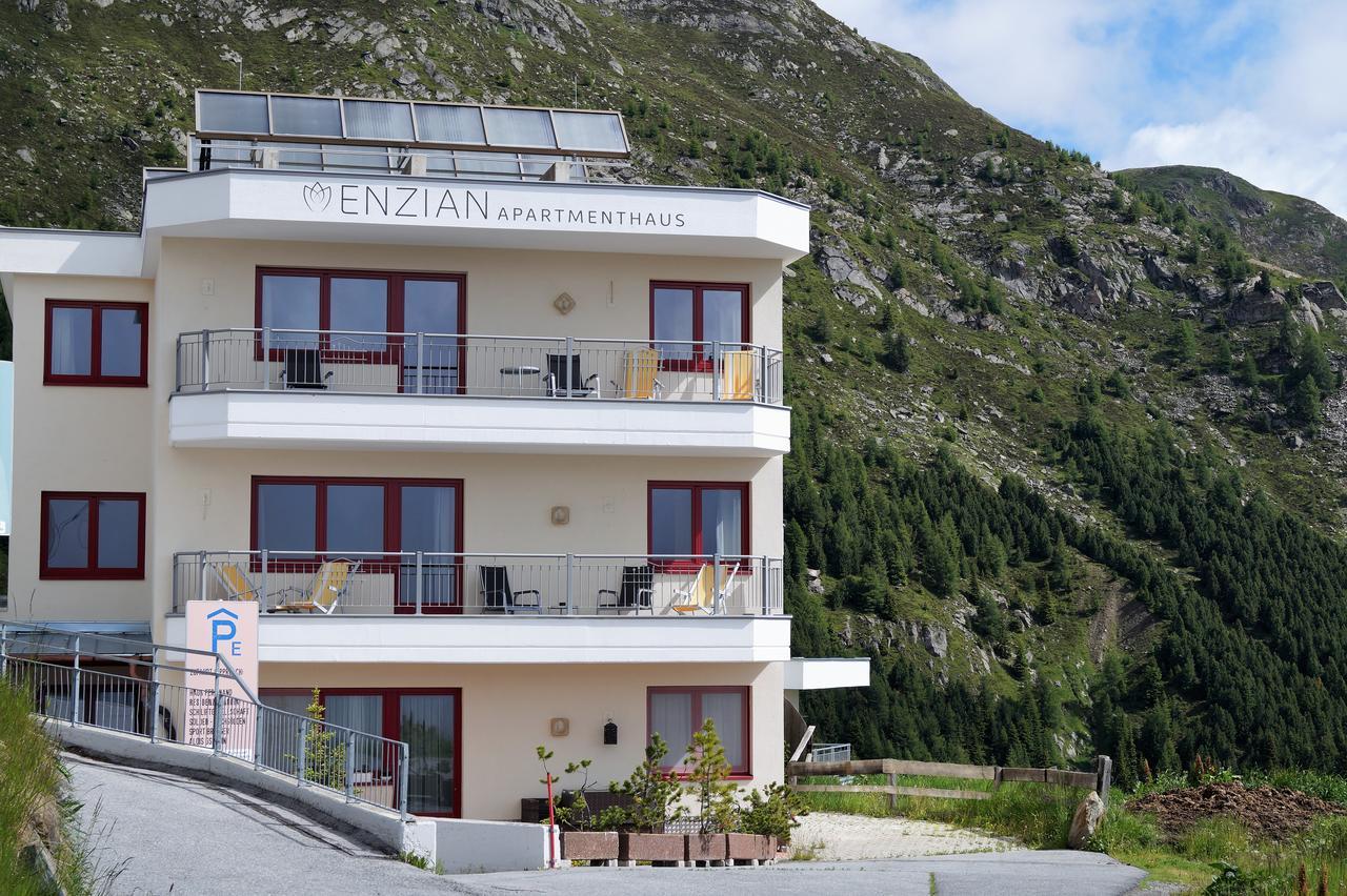 Apartmenthaus Enzian Hochsoelden Exterior photo